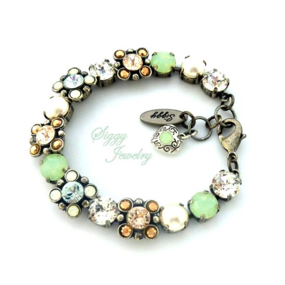 Spring Angel Austrian Crystal Flower Bracelet in Mint Opal, Pearls, and Neutrals - Picture 2 of 6